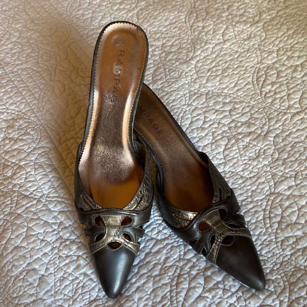 Rampage pointy toe slide pump two tone bronze and brown 8.5